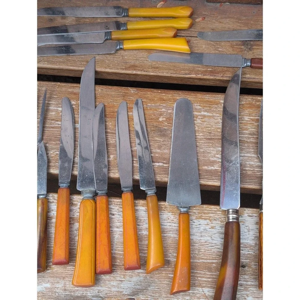 N/A bakelite utensils